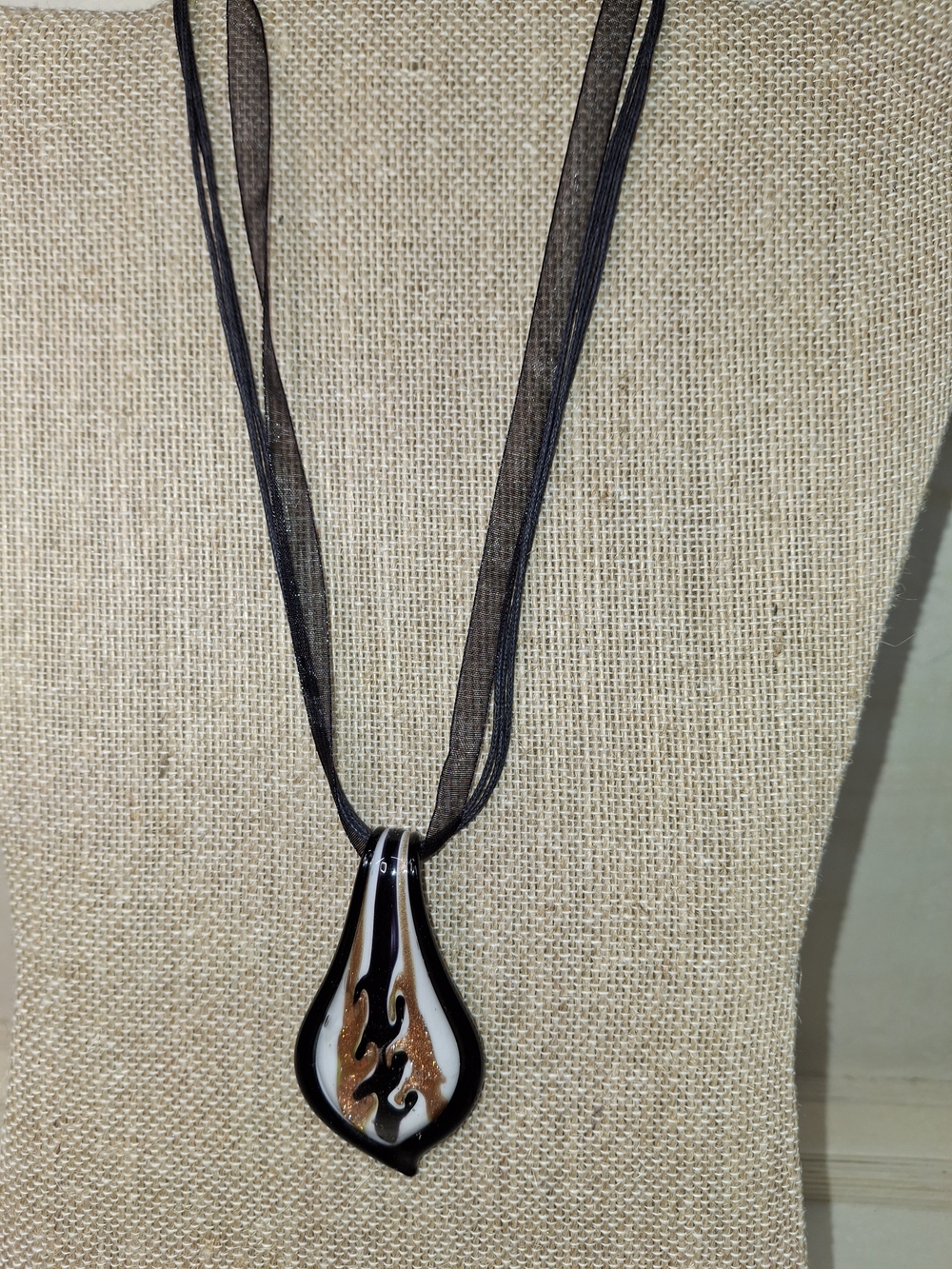 Murano-Style Glass Pendant Necklace in Black & White